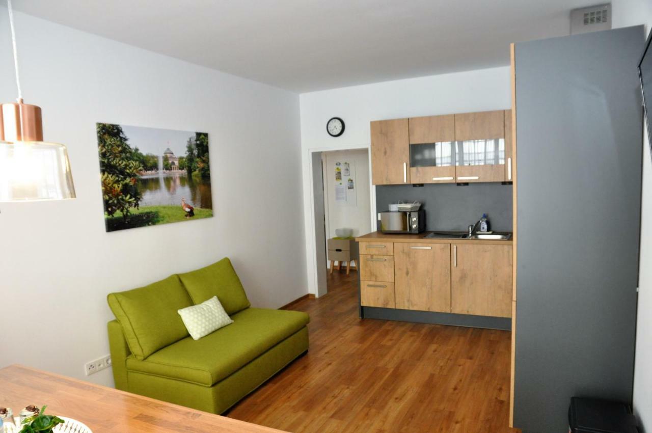 Apartment An Den Quellen Wiesbaden Bagian luar foto